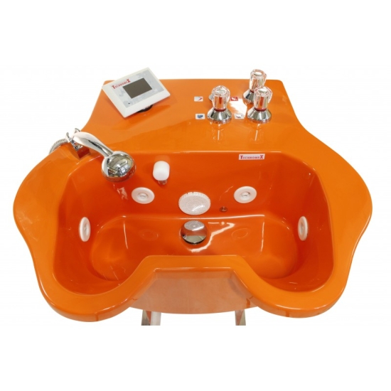 Widok z góry wirówki kończyn górnych 1114 – komora zabiegowa z dyszami i prysznicem.