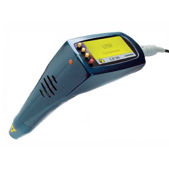 LP50 – laser biostymulacyjny do terapii światłem, przenośne urządzenie z wyświetlaczem LCD.