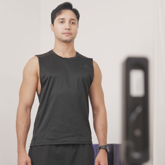 Moti Physio 2 – badanie postawy pacjenta za pomocą systemu analizy 3D.