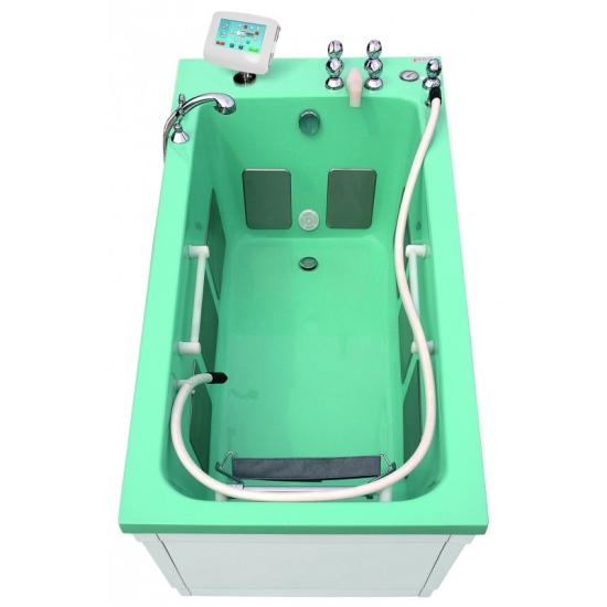 Wnętrze wanny T-UWM-E z dyszami i elektrodami do kąpieli terapeutycznych.