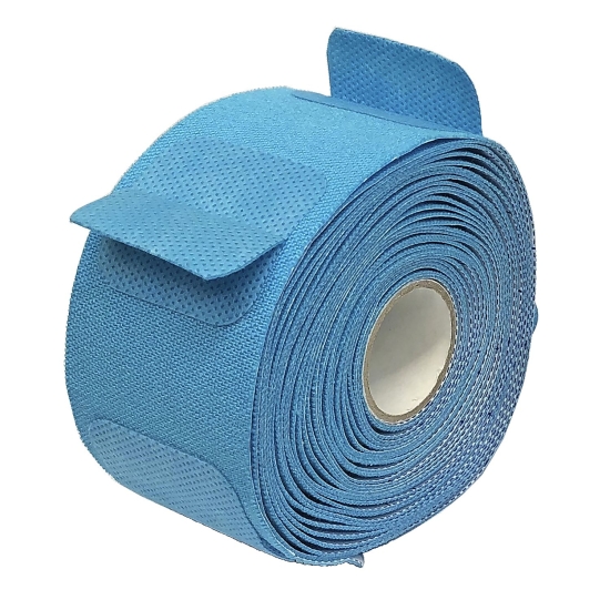 Taśma 6D – zwinięta rolka 5 m w kolorze niebieskim, do terapii manualnej i fizjoterapii.