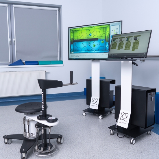 Vectis Mini – urządzenie do terapii stawu ramiennego z integracją systemu komputerowego