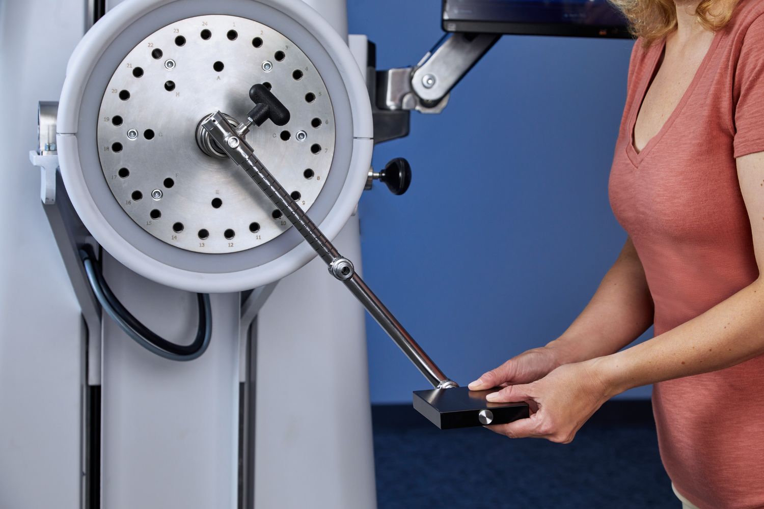 Saffire – adapter i ramię robocze umożliwiające precyzyjne ustawienie zakresu ruchu podczas ćwiczeń.