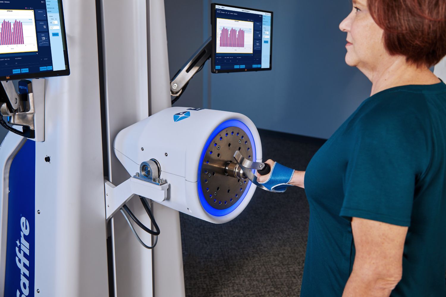 Saffire – system do treningu funkcjonalnego kończyn górnych z możliwością zmiany pozycji i obciążenia.