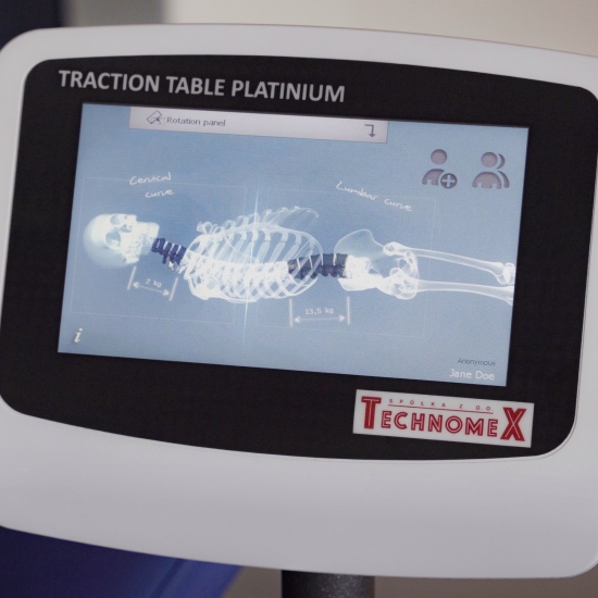 Platinium - trójpłaszczyznowy stół do trakcji kręgosłupa
